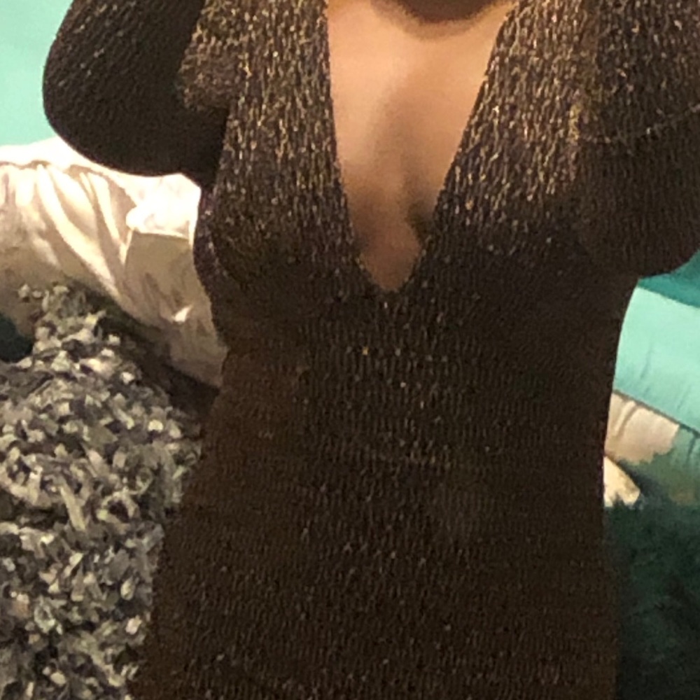 Dresses - Picture 3 of 3